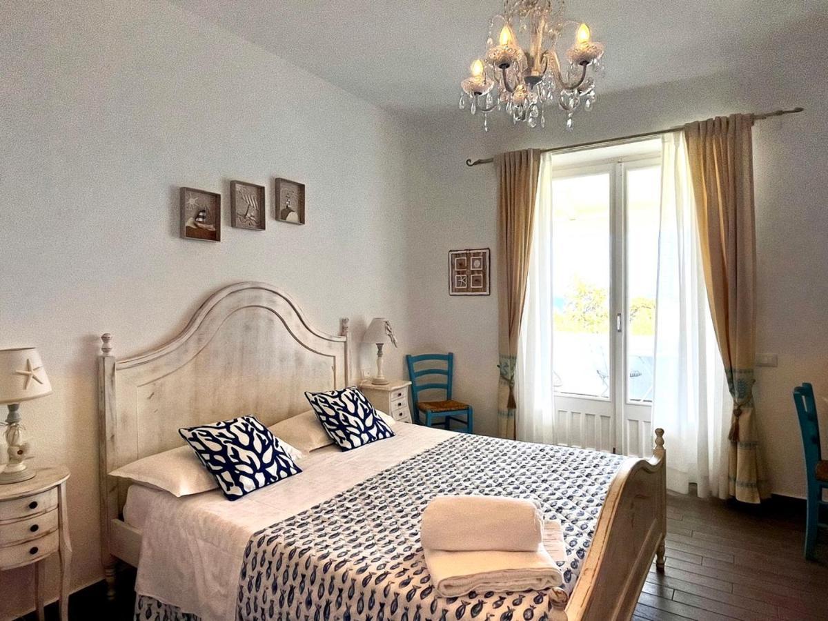 Palmasera Charming Rooms Cala Gonone Exteriör bild